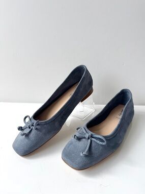 Lola Rey Suede Bow Square-Toe Ballet Flats in Slate Blue Size 37